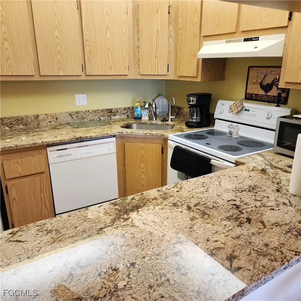 9950 Sailview Court Fort Myers FL 33905