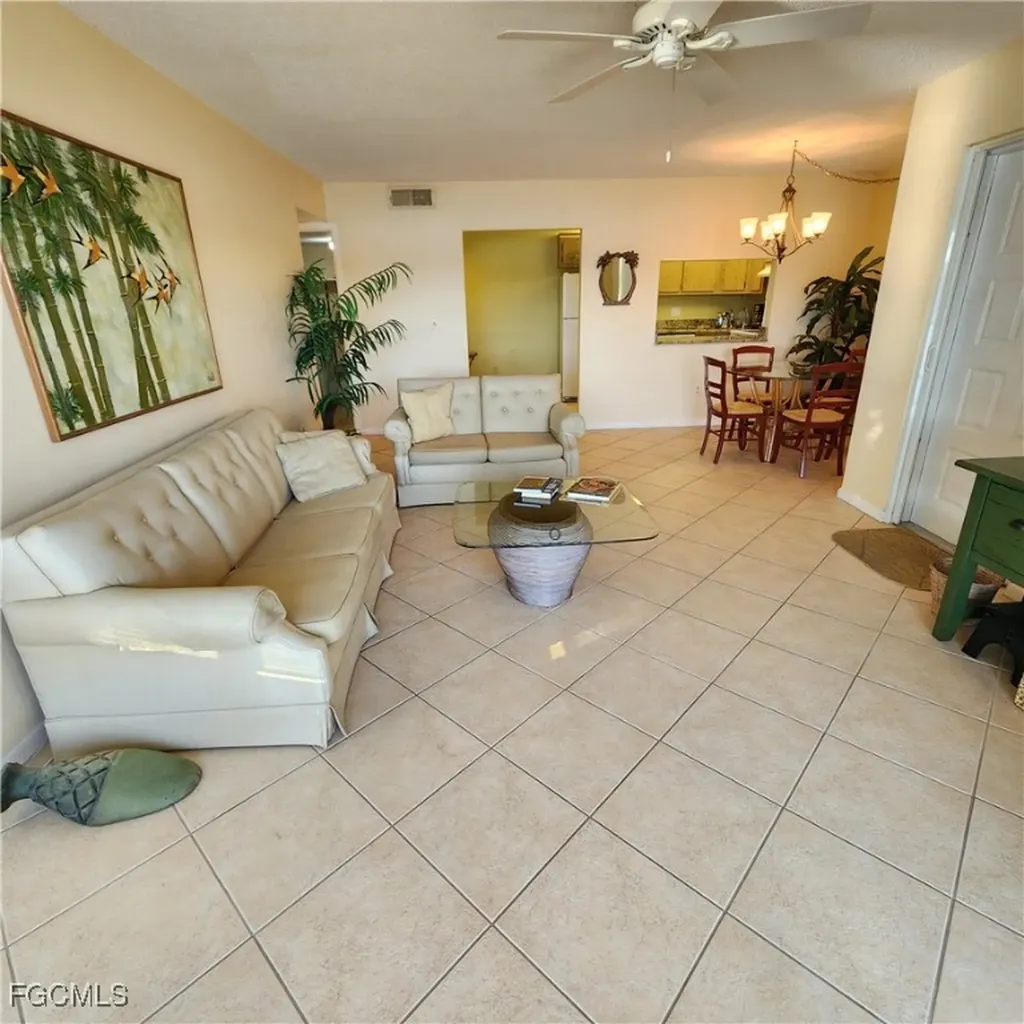 9950 Sailview Court Fort Myers FL 33905