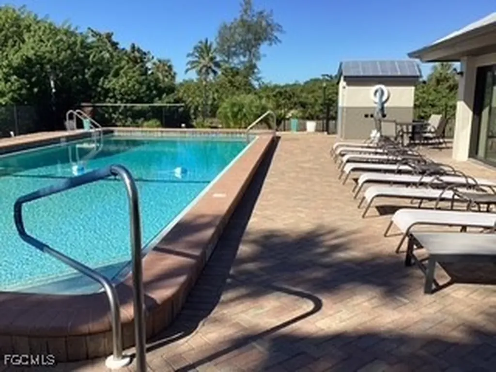 4510 N Key Drive North Fort Myers FL 33903