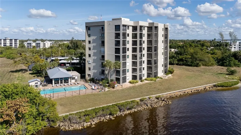 4510 N Key Drive North Fort Myers FL 33903