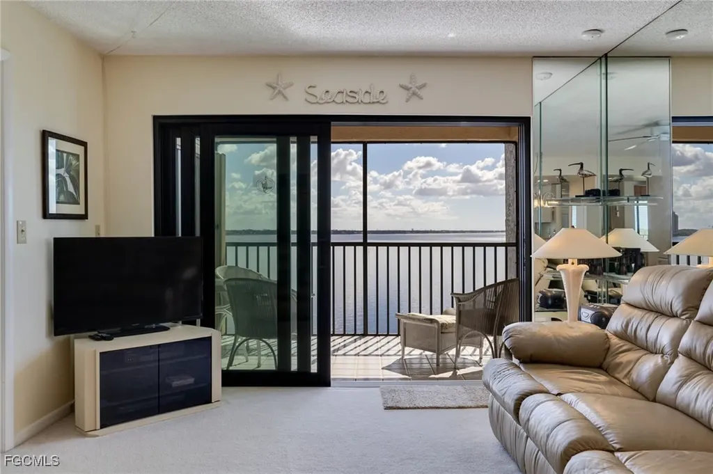 4510 N Key Drive North Fort Myers FL 33903