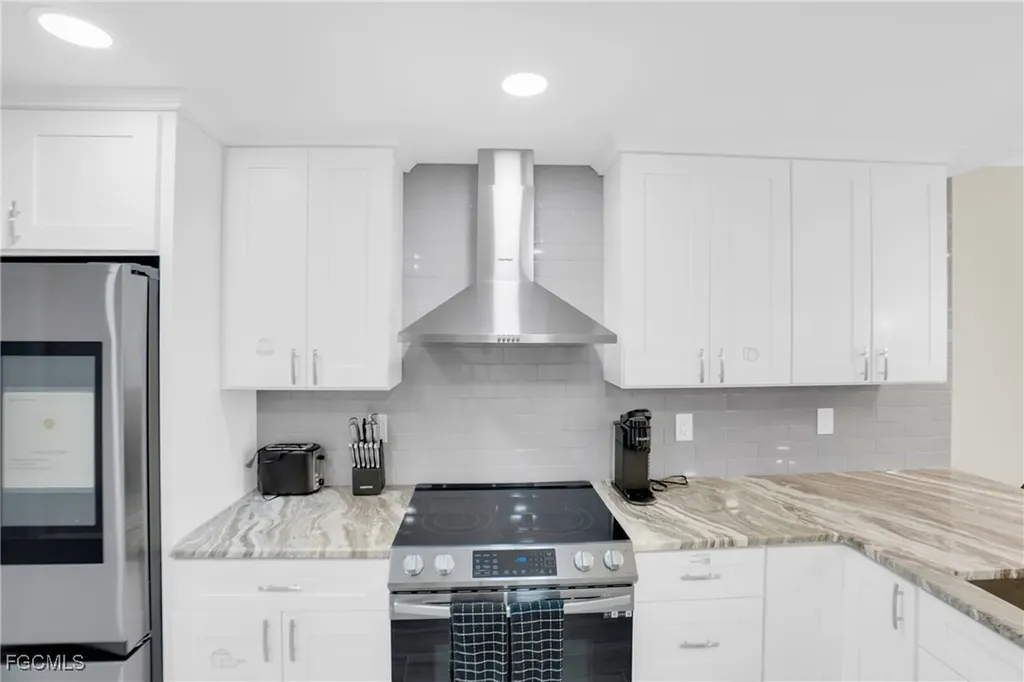 16381 Kelly Woods Drive Fort Myers FL 33908