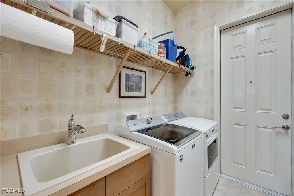 3142 Walnut Grove Lane Alva FL 33920