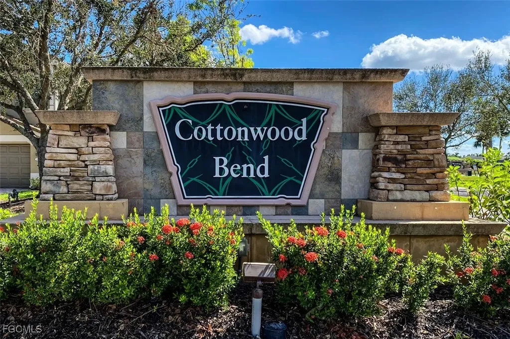 3211 Cottonwood Bend Fort Myers FL 33905