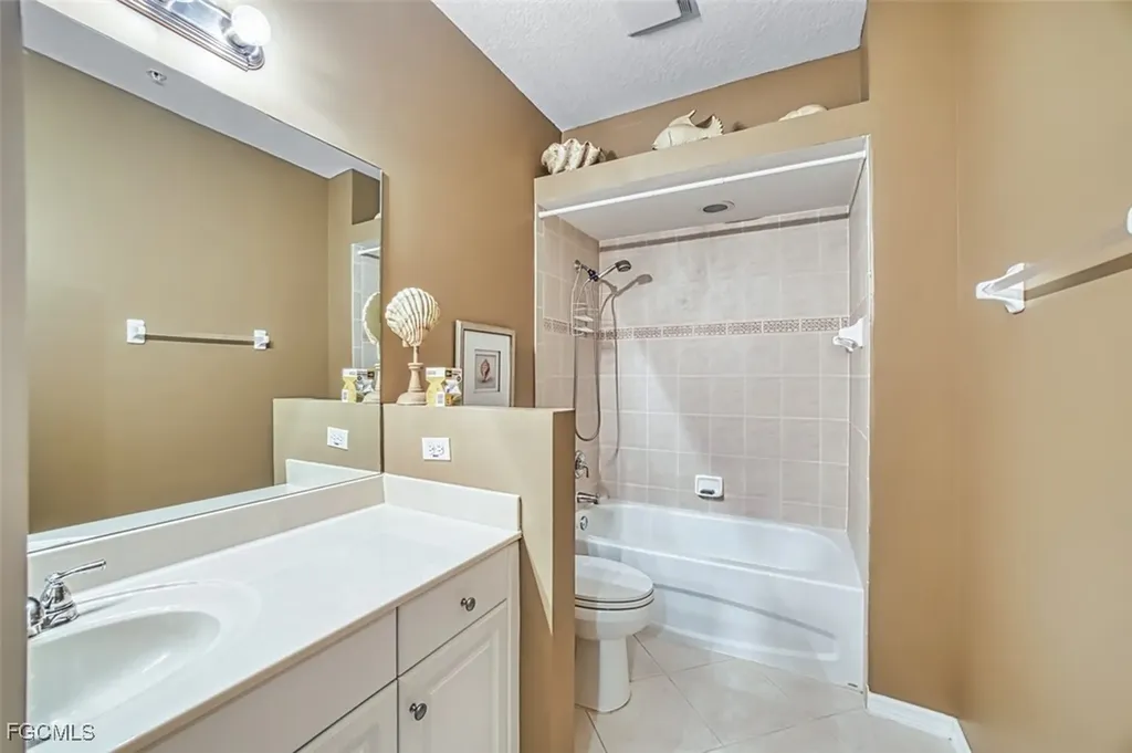 3211 Cottonwood Bend Fort Myers FL 33905