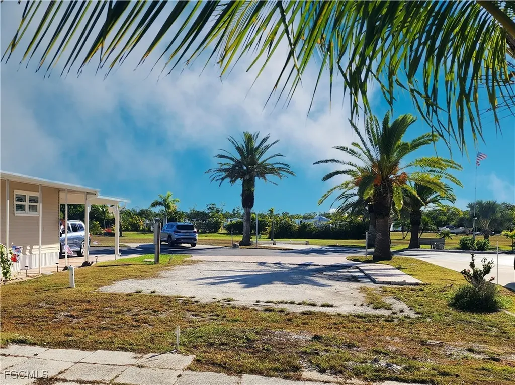 141 Barbados Way Fort Myers Beach FL 33931
