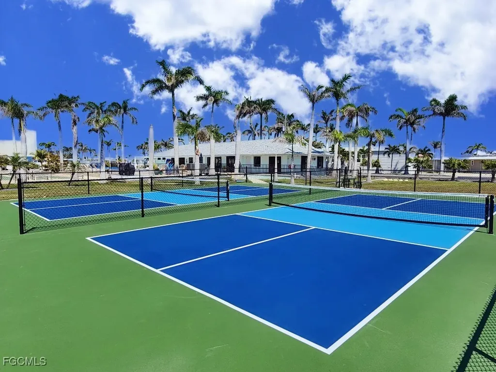 141 Barbados Way Fort Myers Beach FL 33931