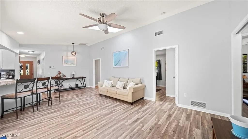 11195 Seabreeze Avenue Port Charlotte FL 33981