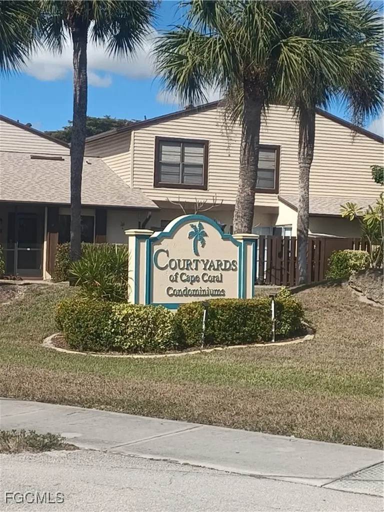 1210 SE 6th Terrace Cape Coral FL 33990