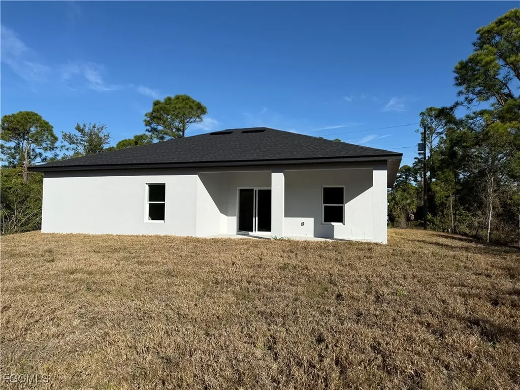 1014 Lakeside Drive Lehigh Acres FL 33974