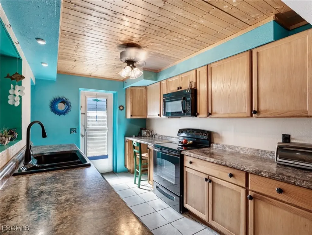2442 Gorham Avenue Fort Myers FL 33907