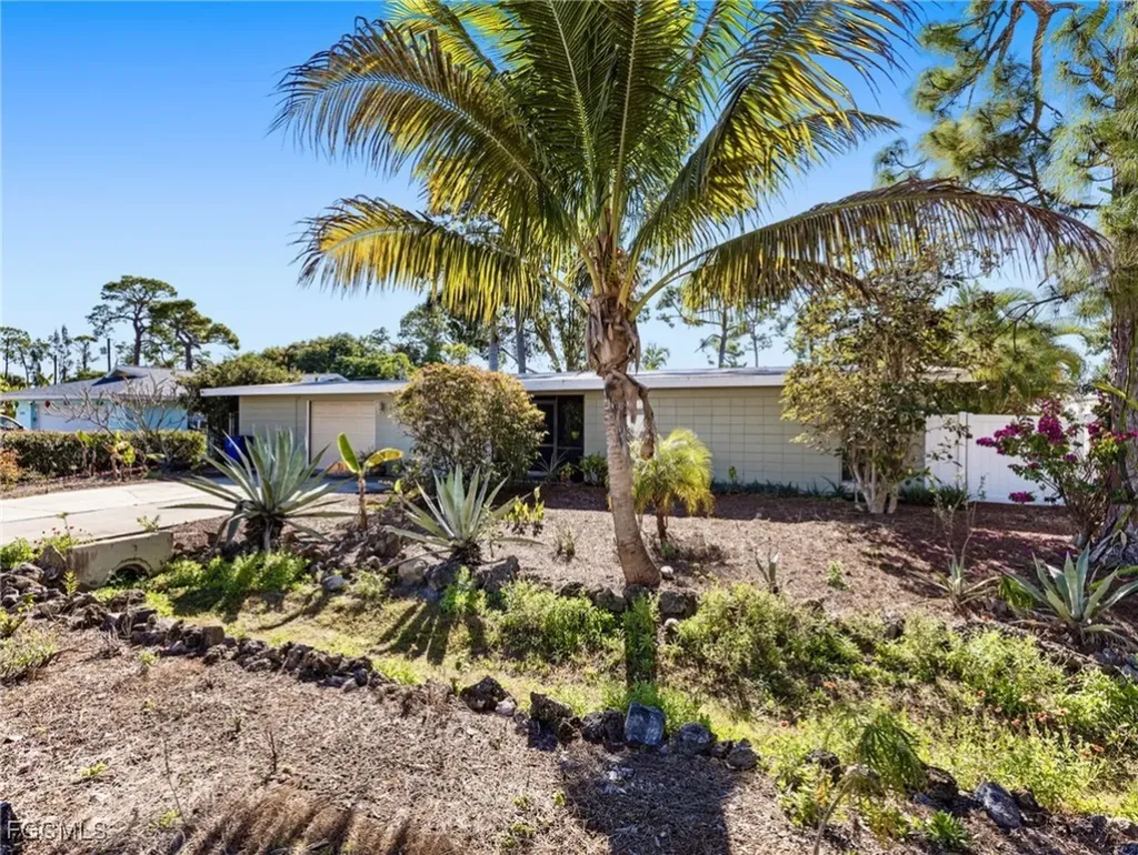 2442 Gorham Avenue Fort Myers FL 33907