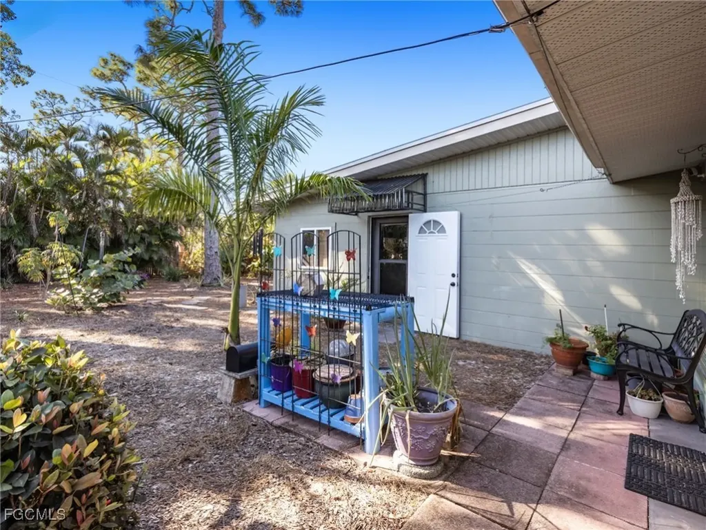 2442 Gorham Avenue Fort Myers FL 33907