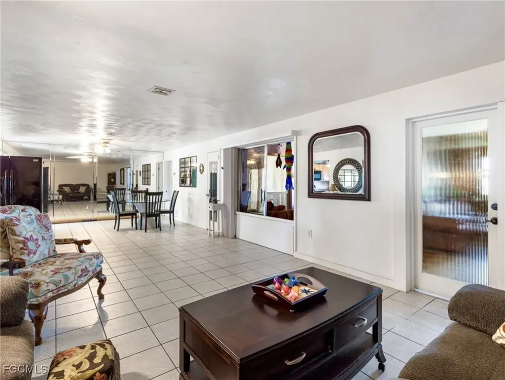 2442 Gorham Avenue Fort Myers FL 33907