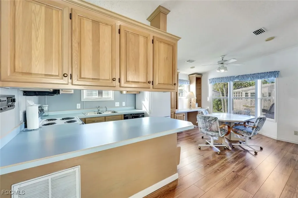 10827 Little Heron Circle Estero FL 33928