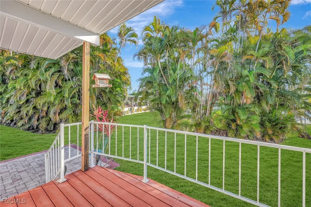 10827 Little Heron Circle Estero FL 33928