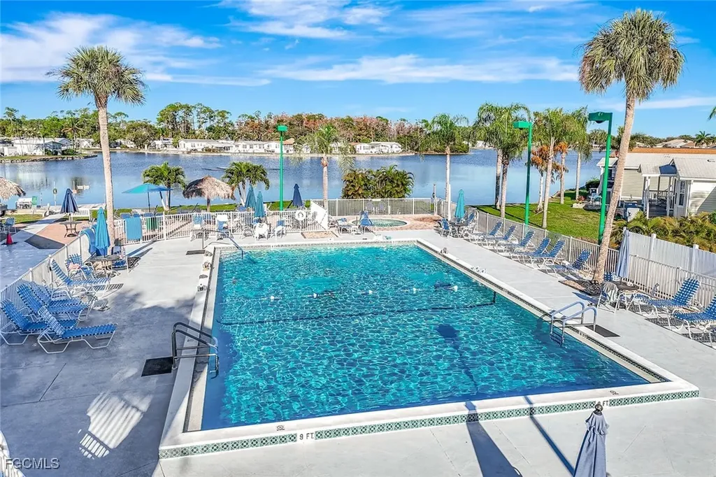 10827 Little Heron Circle Estero FL 33928