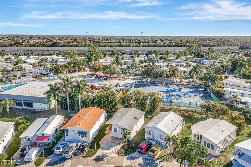 10827 Little Heron Circle Estero FL 33928