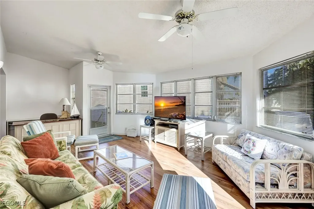 10827 Little Heron Circle Estero FL 33928