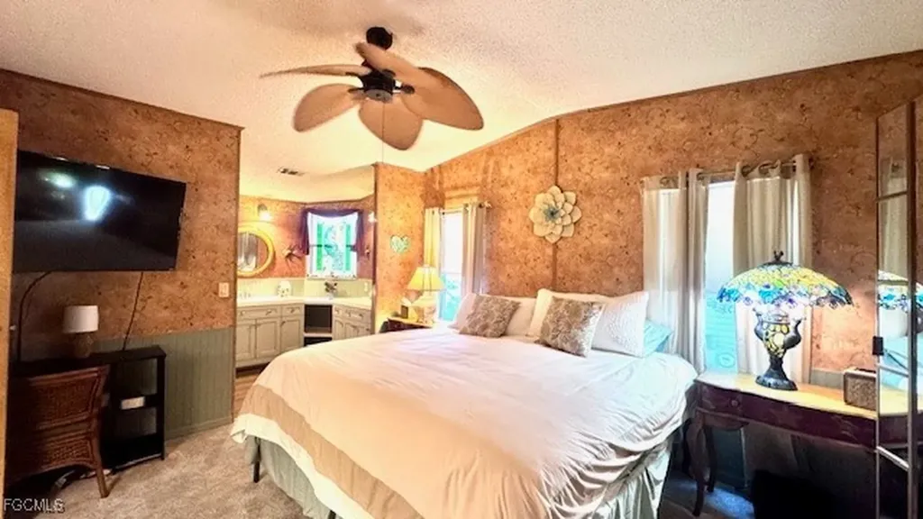 5533 Adam Drive North Fort Myers FL 33917