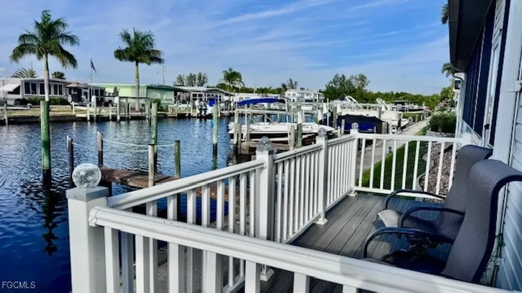 5533 Adam Drive North Fort Myers FL 33917