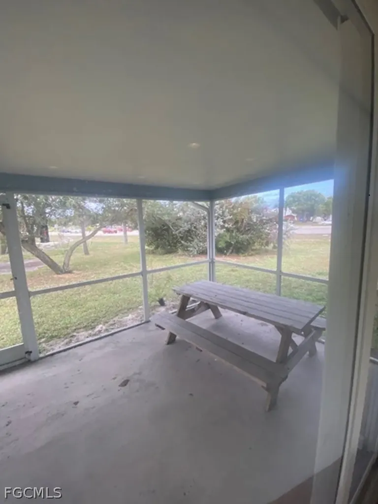 1329 Hibiscus Drive Cape Coral FL 33909