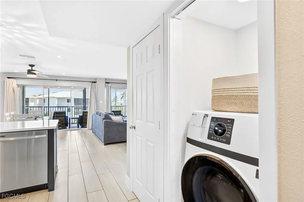 1341 Middle Gulf Drive Sanibel FL 33957