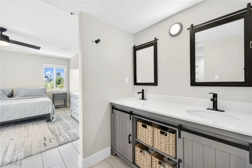 1341 Middle Gulf Drive Sanibel FL 33957