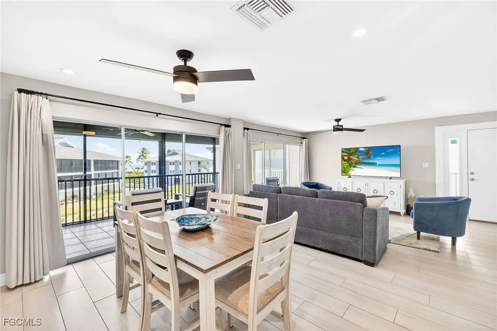 1341 Middle Gulf Drive Sanibel FL 33957