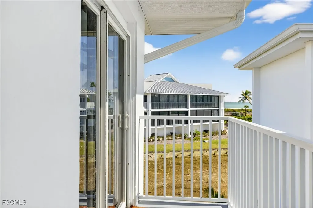 1341 Middle Gulf Drive Sanibel FL 33957