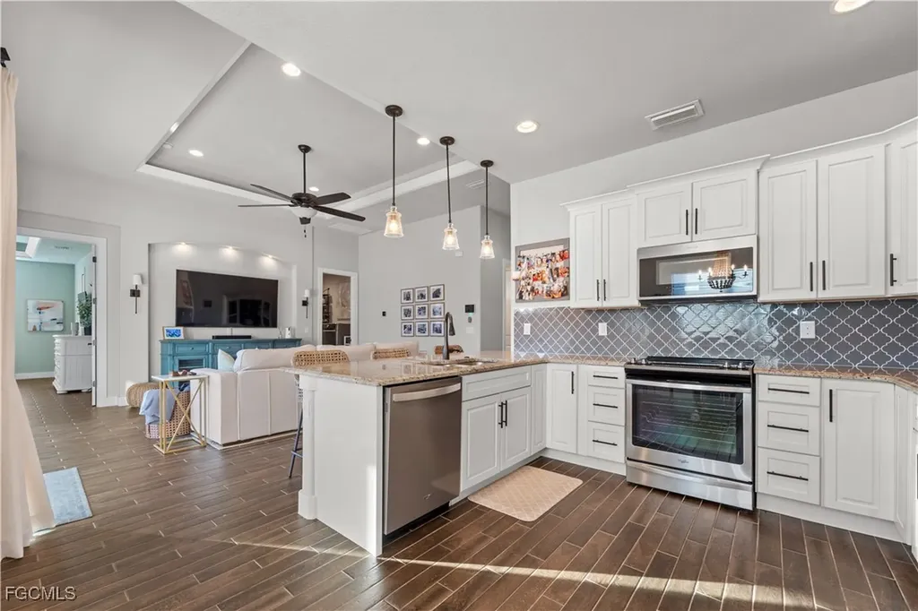 14200 Chetwood Street Fort Myers FL 33905