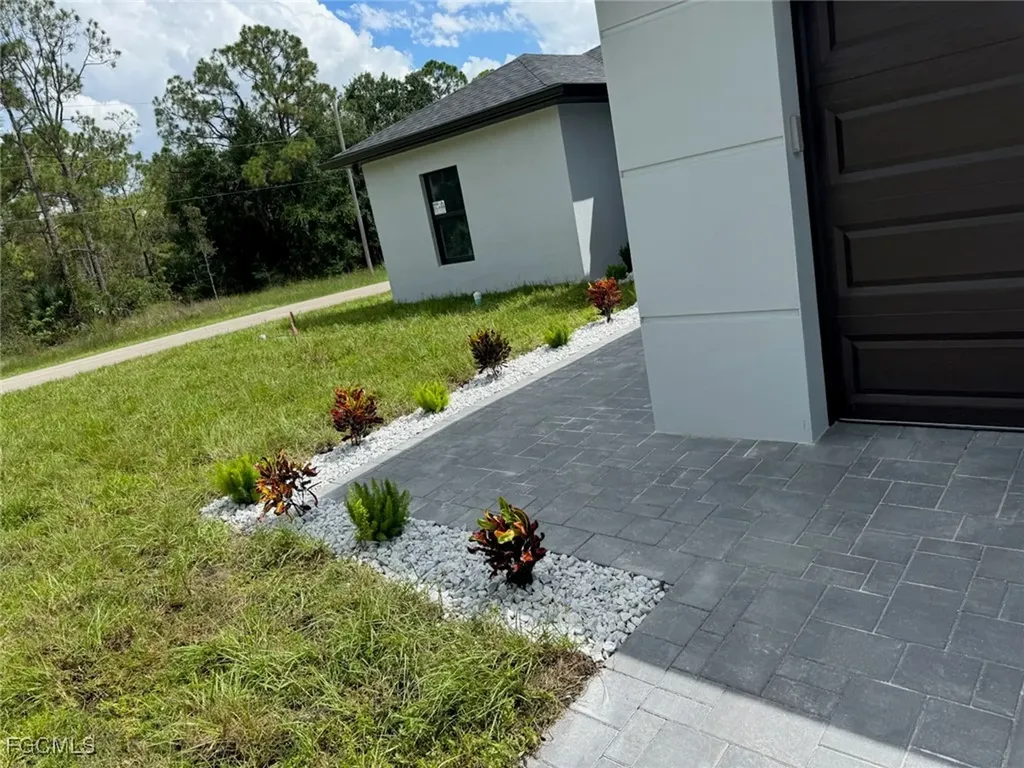 1206 E 11th Street Lehigh Acres FL 33972