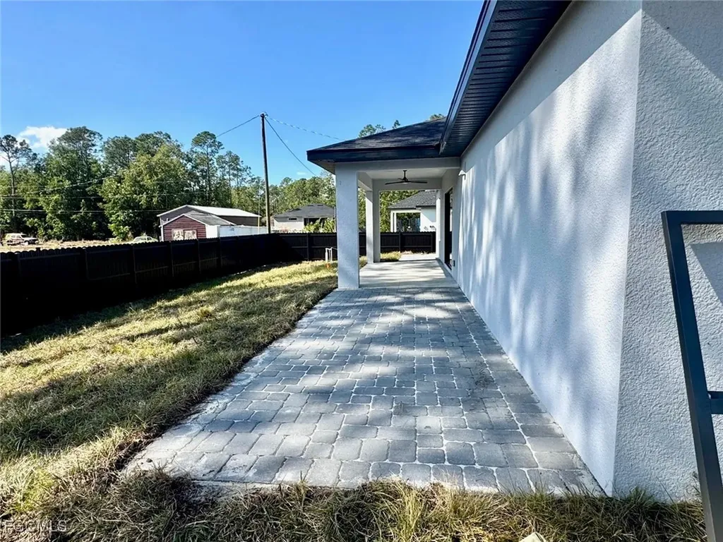 1206 E 11th Street Lehigh Acres FL 33972