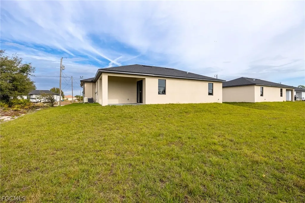 3113 26th Street SW Lehigh Acres FL 33976