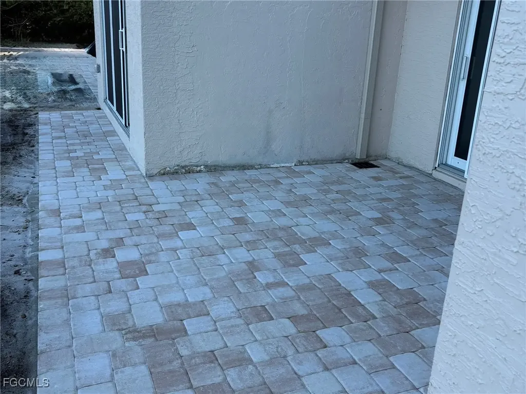 200 Periwinkle Way Sanibel FL 33957