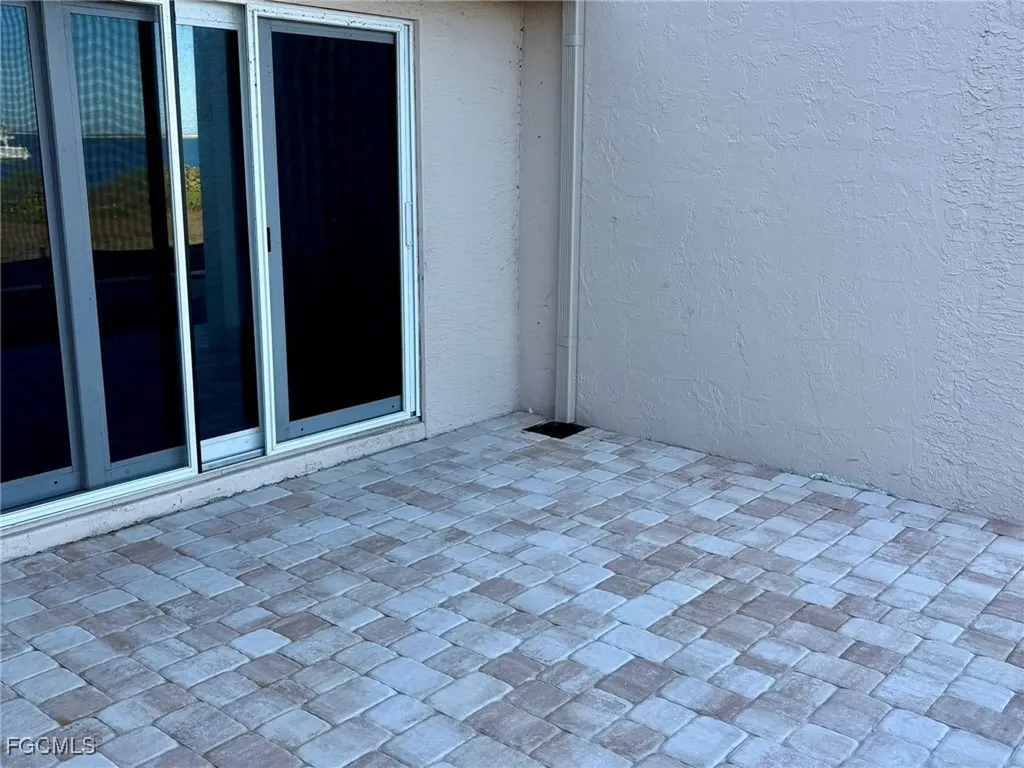 200 Periwinkle Way Sanibel FL 33957