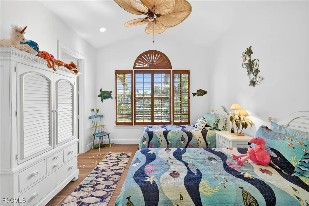 Sanibel FL 33957