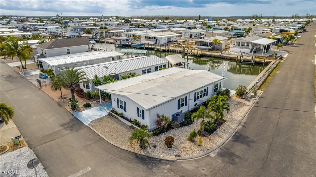 3033 Bounty Lane St. James City FL 33956