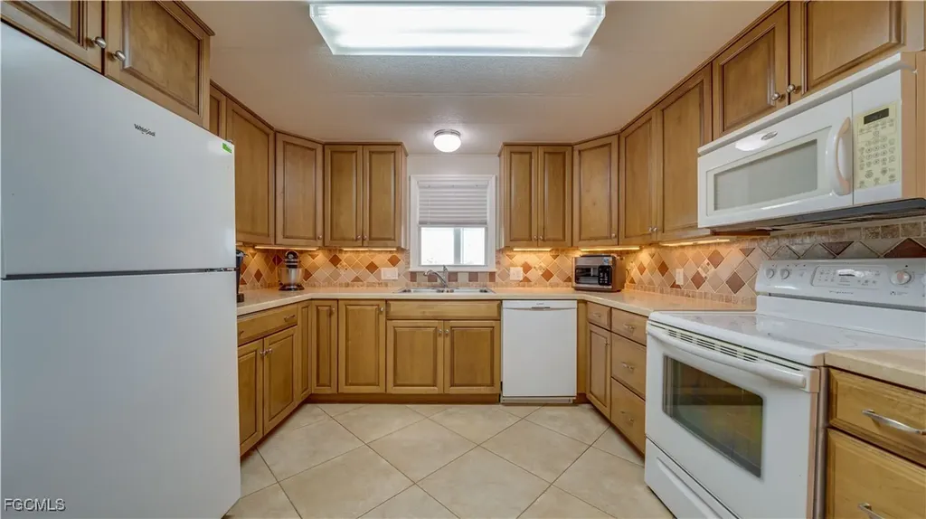 3033 Bounty Lane St. James City FL 33956