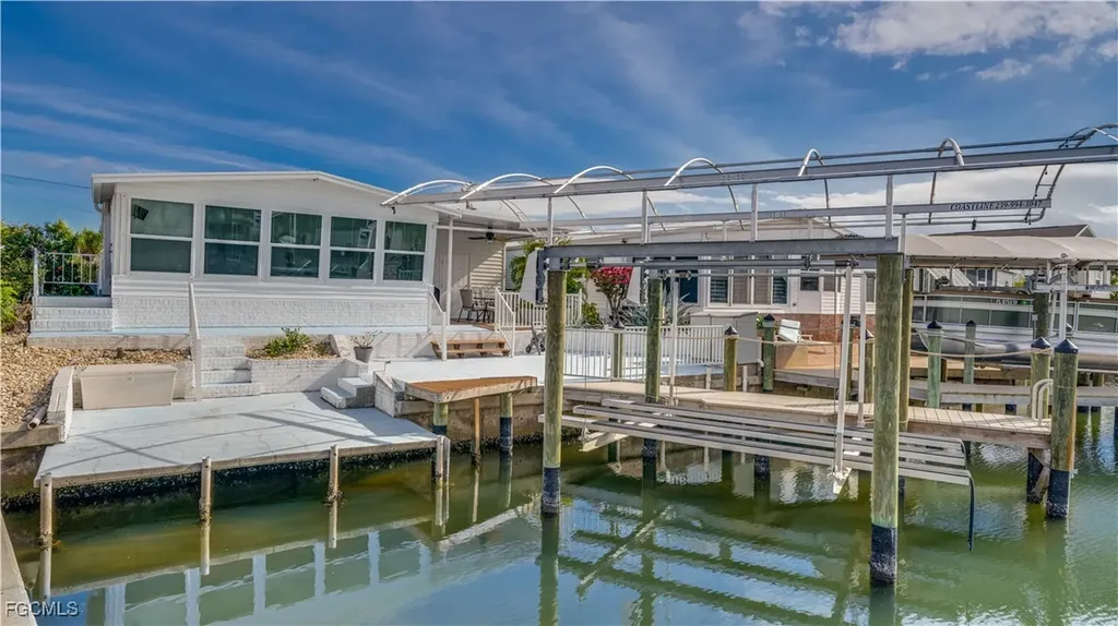 3033 Bounty Lane St. James City FL 33956