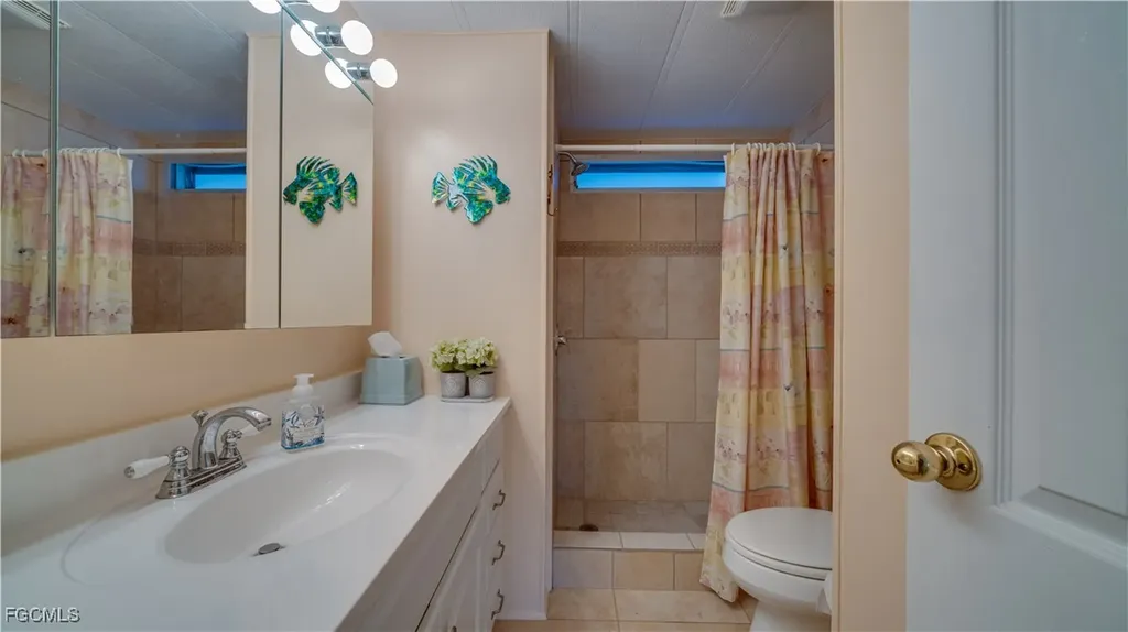 3033 Bounty Lane St. James City FL 33956