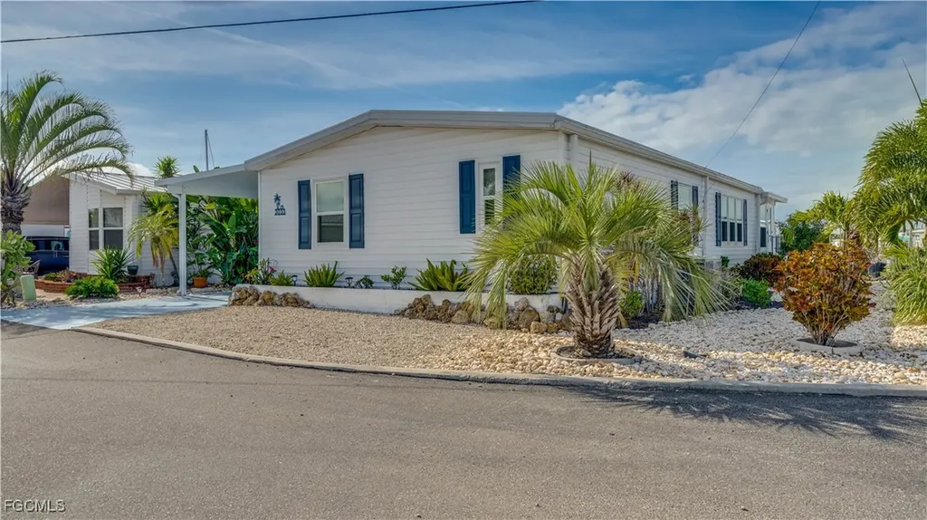 3033 Bounty Lane St. James City FL 33956