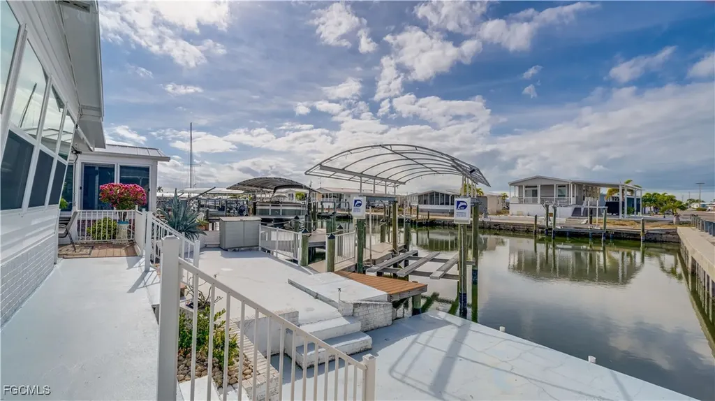 3033 Bounty Lane St. James City FL 33956