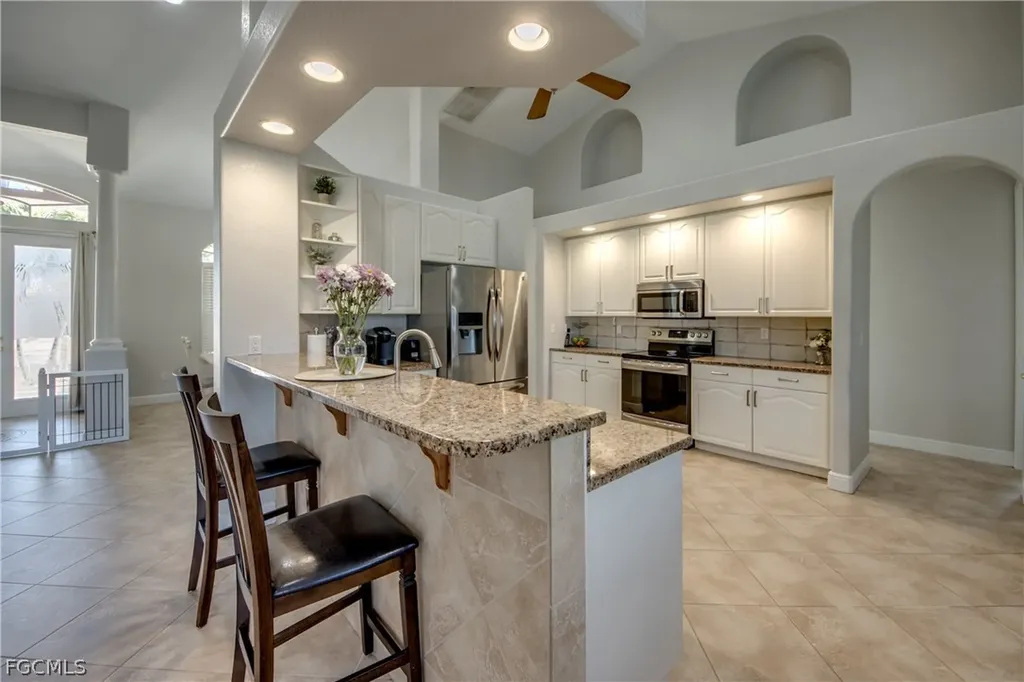 4106 SW 25th Place Cape Coral FL 33914