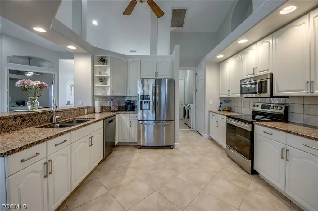 4106 SW 25th Place Cape Coral FL 33914