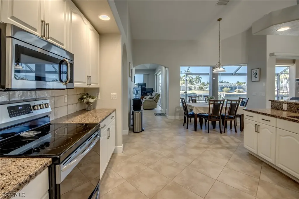4106 SW 25th Place Cape Coral FL 33914