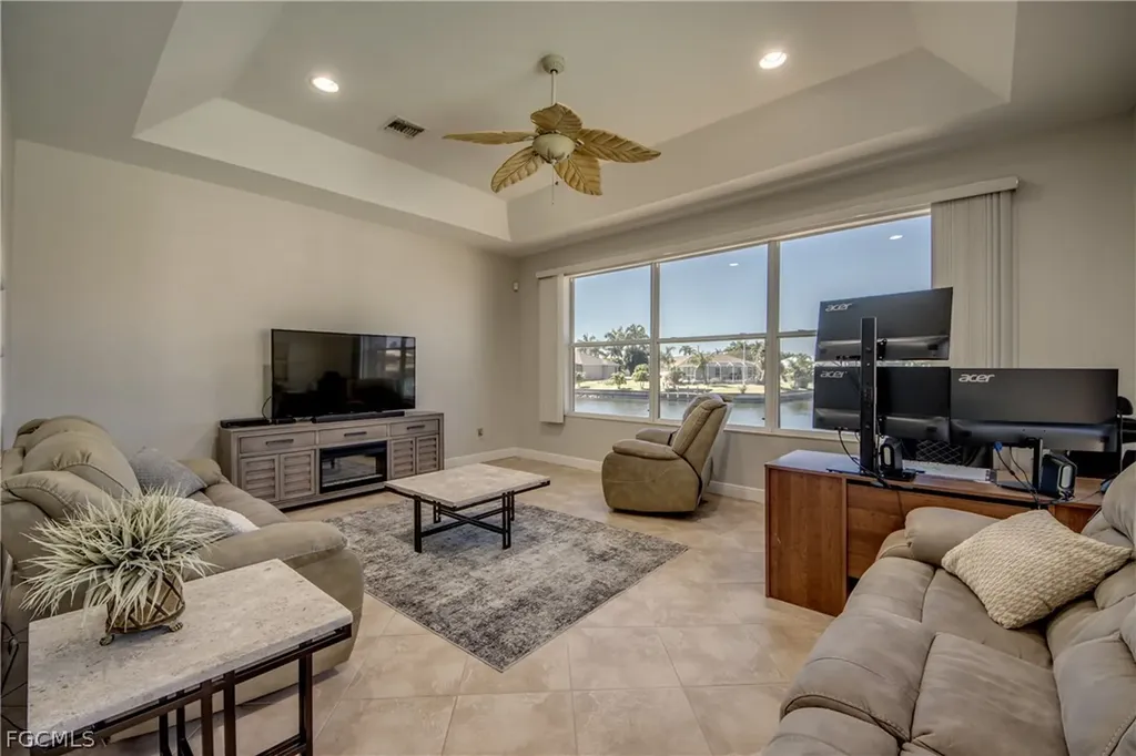 4106 SW 25th Place Cape Coral FL 33914