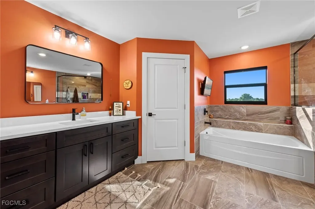 4215 15th Street SW Lehigh Acres FL 33976