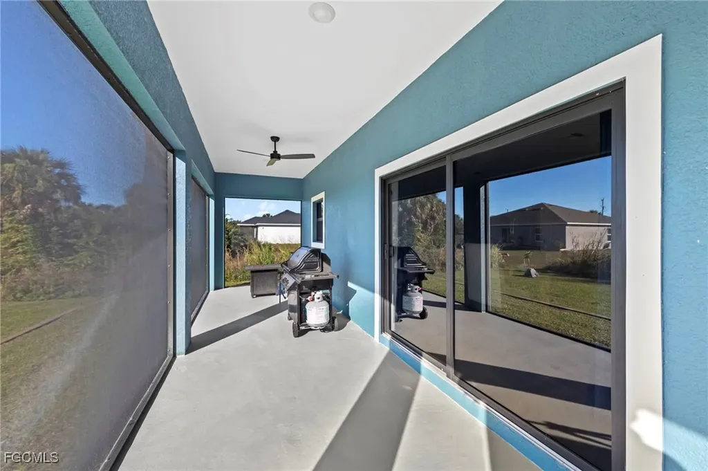 4215 15th Street SW Lehigh Acres FL 33976
