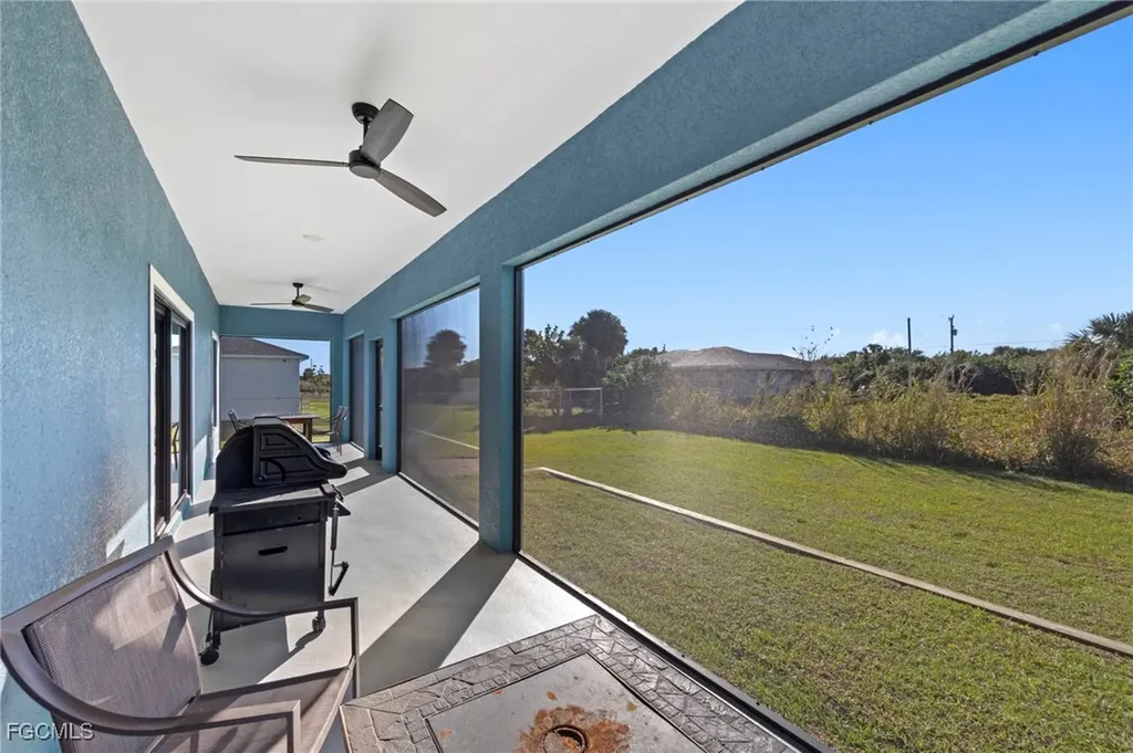 4215 15th Street SW Lehigh Acres FL 33976
